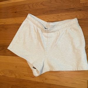 3” Aritzia Cozy Boyfriend Fleece Tna Shorts